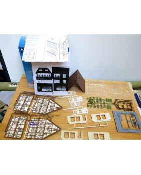KIBRI  8704, Garage / station service  BO  1/87 HO