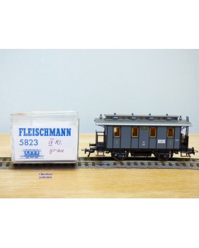 FLEISCHMANN 5823, voiture ancienne  à  2   essieux   4 Kl.  N° 2456   KPEV    BO 