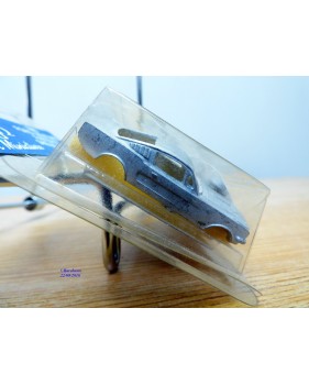 DJH  101, rare kit en métal de la FORD MUSTANG FASTBACK SHELBY GT-350    neuf   BO  HO  1/87 