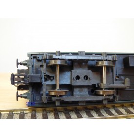 ROCO 4222A, / 44270,    voiture banlieue type B10 t dite Bruhat  2 Cl. SNCF BO