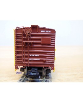 TRIX  24902-12 , wagon couvert réfrigérant ( reefer )   Western Fruit Express   GN   Neuf    BO