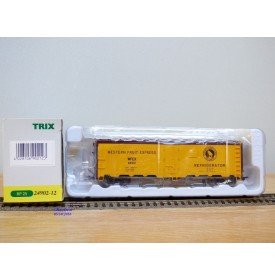 TRIX  24902-12 , wagon couvert réfrigérant ( reefer )   Western Fruit Express   GN   Neuf    BO