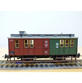 FLEISCHMANN 5825, fourgon postal ancien  à  2   essieux   mixte de 2 / 3  Kl.  N° 3801   KPEV    BO 