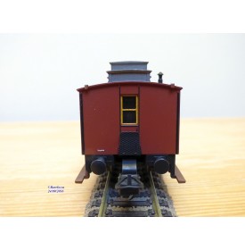FLEISCHMANN 5825, fourgon postal ancien  à  2   essieux   mixte de 2 / 3  Kl.  N° 3801   KPEV    BO 