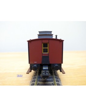 FLEISCHMANN 5825, fourgon postal ancien  à  2   essieux   mixte de 2 / 3  Kl.  N° 3801   KPEV    BO 