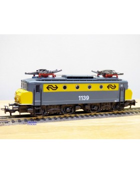 HAMO ( Märklin pour Fleischmann ) 8324, motrice Bo Bo série 1100  NS   BO