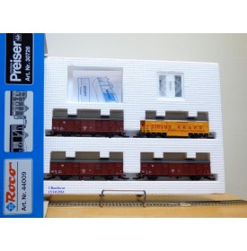 ROCO 44009 / PREISER 30726 , set 4 wagons couverts  cirque KRONE   DB  Neuf BO
