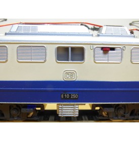 FLEISCHMANN  1337 S,  loco électrique Bo Bo Br E 10   DB   BO 