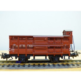 TRIX EXPRESS  426, wagon couvert à claire voie à guérite pour transport de volailles type Altona  DB  neuf  BO