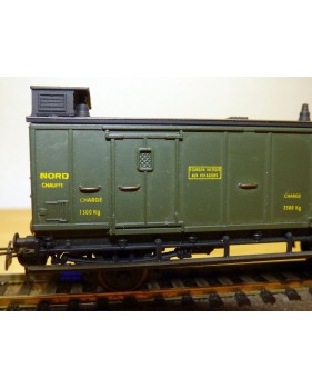 MMM-RG 2200 ? , fourgon  ancien  chauffe à guérite à  2 essieux    N°  5160    NORD 