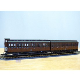 ROCO 44499,  couplage de 2 wagons anciens  à 3 essieux    KPEV   neuf   BO