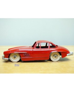 QUIRALU ( vrai, made in France ), Mercedes  SL papillon rouge