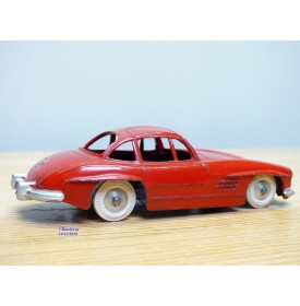 QUIRALU( vrai, made in France ), Mercedes  SL papillon rouge