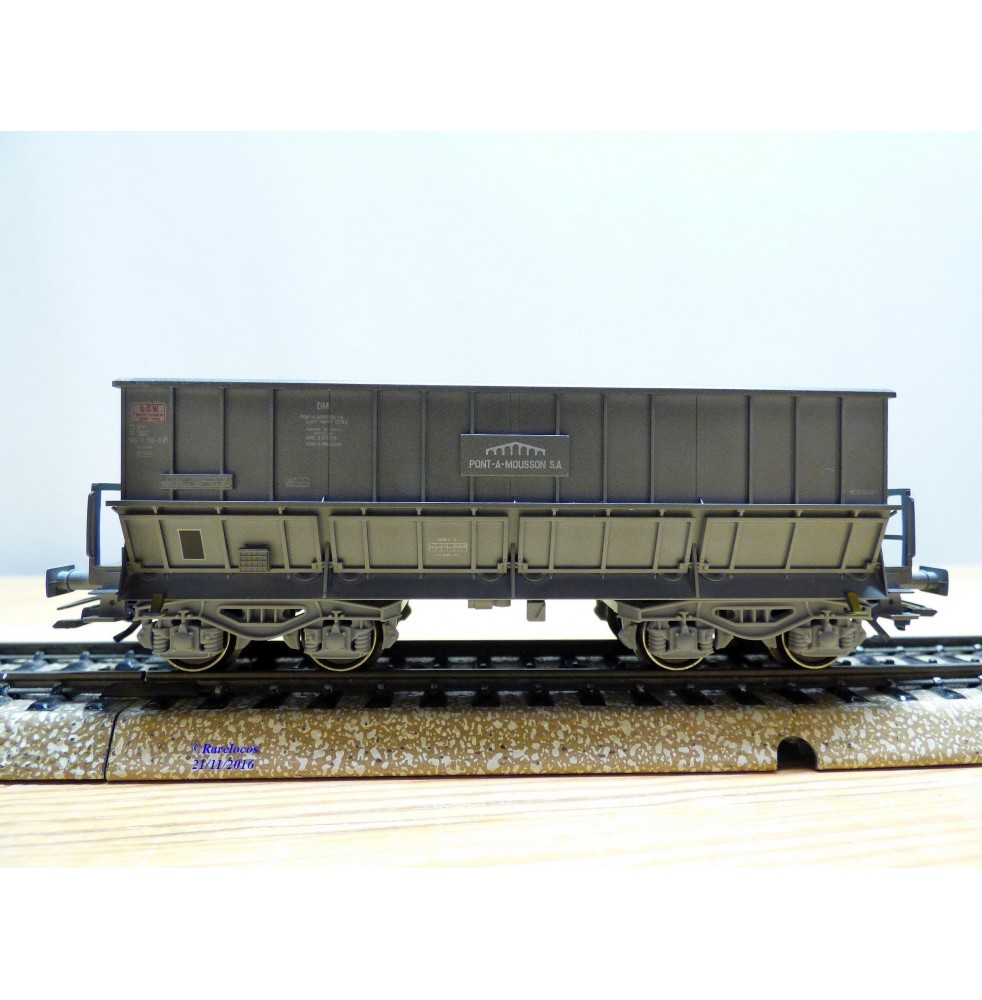 MÄRKLIN   48446,  wagon trémie à déchargement latéral  transport de minerai type Fad   PONT A MOUSSON   SNCF  Neuf   BO