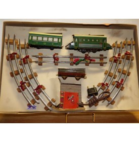 JUCSIE  ???, coffret 1 motrice, 2 wagons, rails et transformateur   BO  