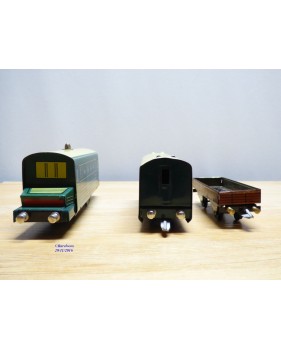JUCSIE  ???, coffret 1 motrice, 2 wagons, rails et transformateur   BO  