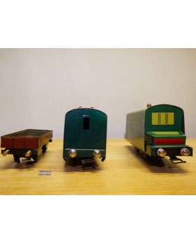JUCSIE  ???, coffret 1 motrice, 2 wagons, rails et transformateur   BO  