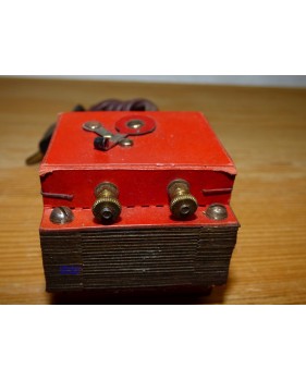 JUCSIE  ???, coffret 1 motrice, 2 wagons, rails et transformateur   BO  
