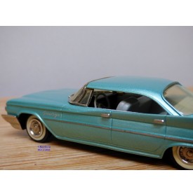 KIM Classics ( Western Models ) 1, CHRYSLER 300 F ( Saratoga ?) 1960  neuf   BO