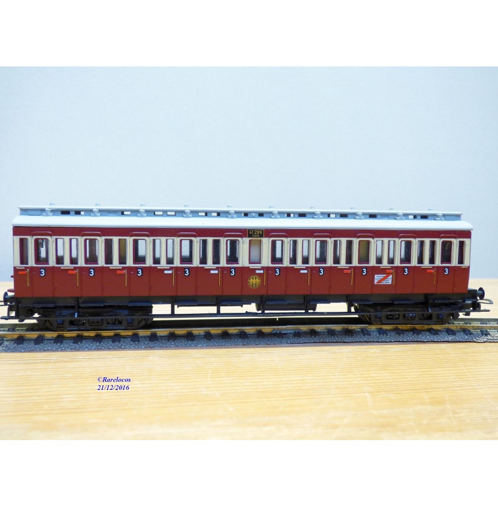 LILIPUT ancien 201 wagon plat chargé de 4 conteneurs ( cadres)  NS  BO