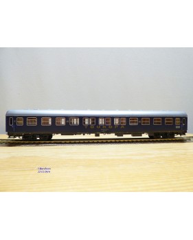 TRIX  International ( Röwa ) 3767 . 3,  voiture couchettes 2 Kl. TOUROPA     DB   BO
