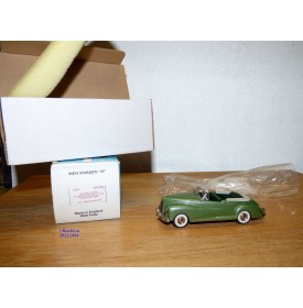 MINI MARQUE cs21a , Packard Clipper by Darrin for Errol Flynn onvertible 1941  neuf    BO 