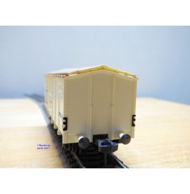 FLEISCHMANN 1479   wagon couvert  type  Hcg blanc   FS  neuf   BO 