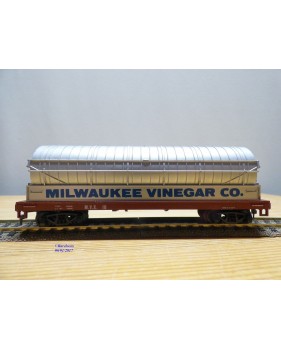 AHM ( Roco ) 5428 B , original wagon à vinaigre   Milwaukee Vinegar Co.    neuf     BO