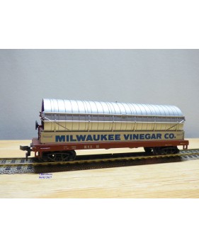 AHM ( Roco ) 5428 B , original wagon à vinaigre   Milwaukee Vinegar Co.    neuf     BO