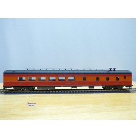 IHC  2394-1,  voiture restaurant ( smooth side diner  ) N° 127   SP  Daylight   neuf    BO 