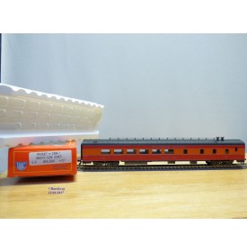 IHC  2394-1,  voiture restaurant ( smooth side diner  ) N° 127   SP  Daylight   neuf    BO 