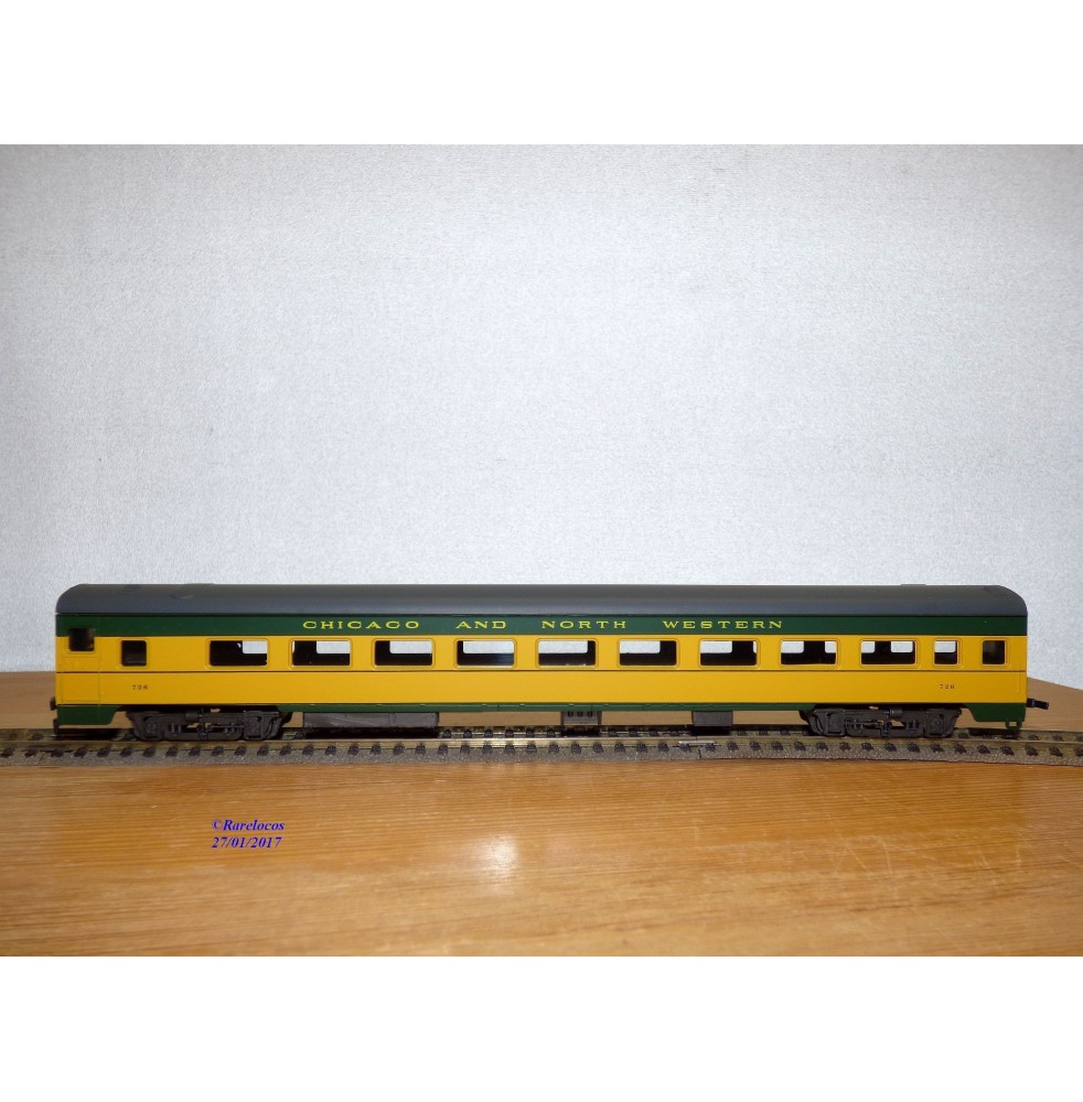 IHC  2601,  voiture  coach ( smooth side coach ) N° 726  C&NW  Chicago and Northewestern    neuf    BO 