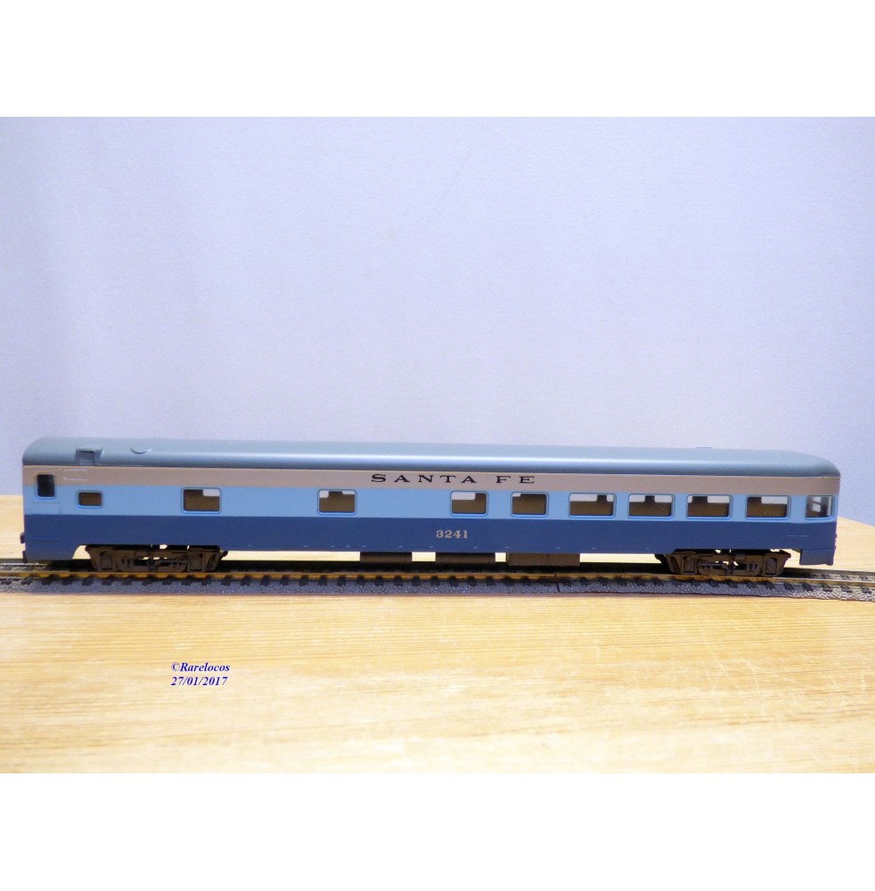 RIVAROSSI  2635,  voiture de queue ( smooth side tail car )   SANTA FE    AT&SF  N°:  3241  Super Chief      neuf    BO