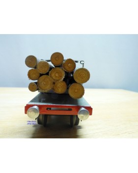 BUCO 8668.7, couplage de wagons plats ( Dreschemelwagen )chargé de troncs  SBB  BO