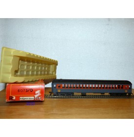 RIVAROSSI  6073,  voiture grandes lignes  ( heavyweight coach ) N°: 839  Long Island  Railroad   neuf  BO