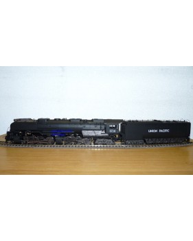 Rivarossi  véro 5456   locomotive Mallet 4 6 6 4 Challenger UP BO