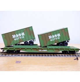 BACHMANN AH43-1039-D4, wagon plat ( flat car )  51'  et 2 semi remorques  US Army  M.A.S.H.  Neuf   BO