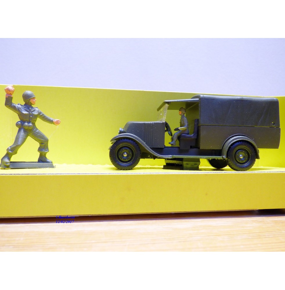 SOLIDO 6023, fourgonnette bâchée Renault  KZ et figurines    Neuf   BO 
