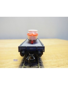 ELECTROTREN  1017, wagon plat chargé d' un canot hors bord sur remorque    RENFE  BO