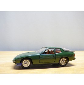 SOLIDO vrai 1051, PORSCHE 924 Turbo  verte   Neuve  BO