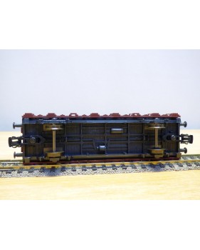 ROCO 4306,  wagon plat chargé d'un conteneur  citerne de 20'  DB   BO