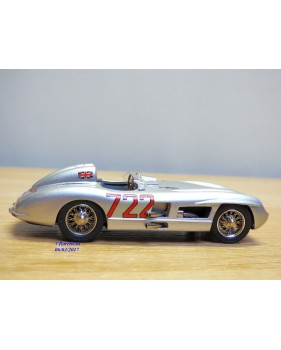 AUTOGRAPHIC Rtmc1, MERCEDES BENZ 300 SLR  Mille Miglia 1955  Moss  Jenkinson  1/43  neuf   BO