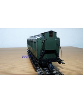 ROCO 44506 wagon ancien à 3 essieux et guérite  DB BO