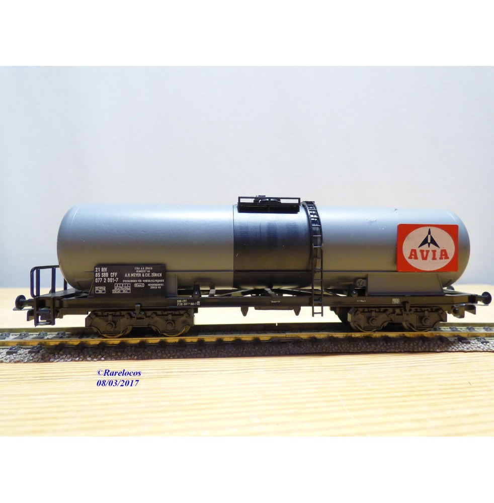 LILIPUT 25854,  wagon citerne à essence  AVIA   SBB   BO