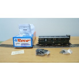 ROCO 44506 wagon ancien à 3 essieux et guérite  DB BO
