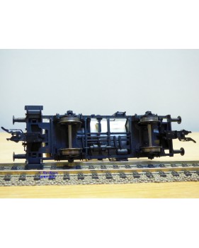 FLEISCHMANN 5422  K,  wagon citerne ancien  à plate forme de serre freins  STANDARD   DR   neuf  BO