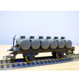 RIVAROSSI  ancien 2022 / C MP,  wagon plat avec 6 citernes  FS  