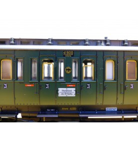 FLEISCHMANN 5350 wagon couvert DR BO