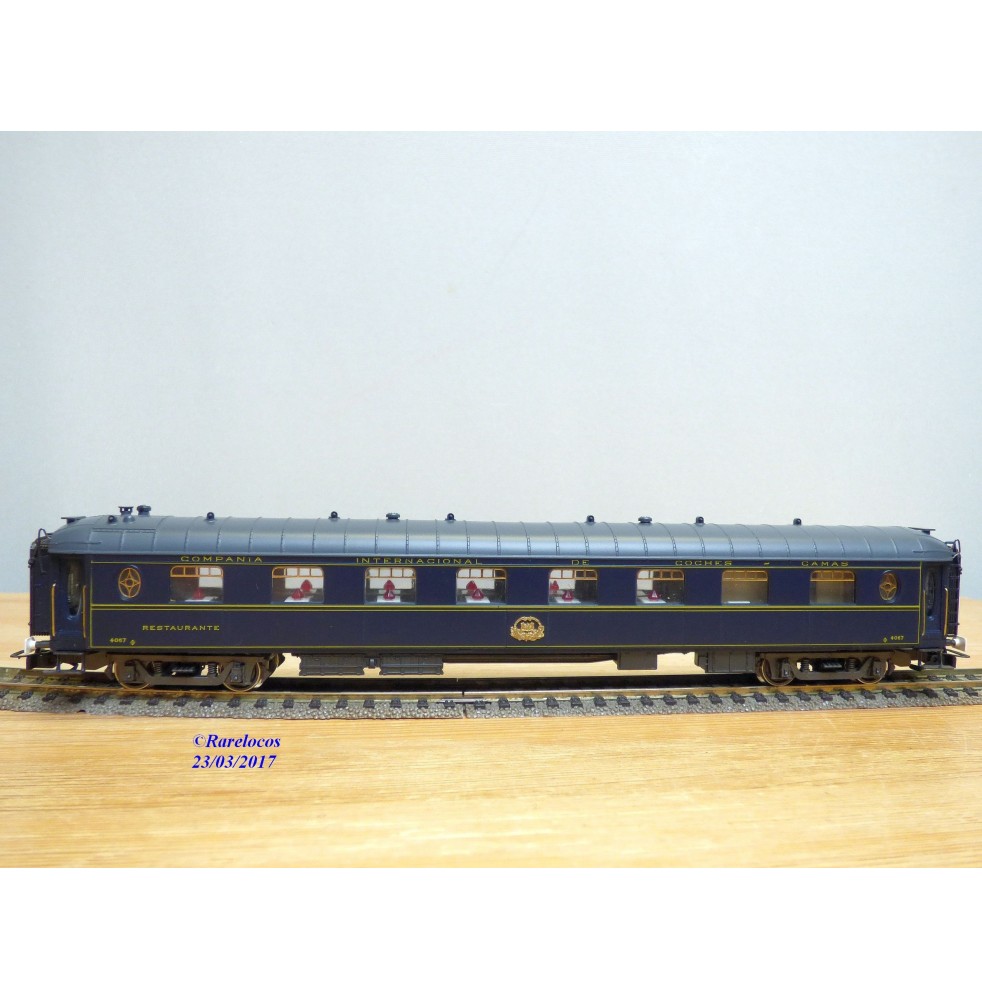 RIVAROSSI  véro 3534, voiture restaurant ( ex Pullman type Flêche d' Or ) type VR  N° 4067   CIWL  espagnol  neuf  BO 
