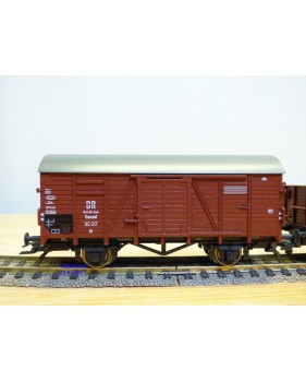 ROCO  43145, coffret commémoratif blocus de Berlin , 1 loco et 4 wagons "  Berlin Blockade "  DR  neuf   BO